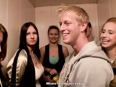 Групповая порно вечеринка чешских студентов на квартире эпизод 1