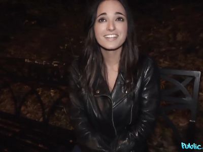 Чешский пикапер сделал заманчивое предложение испанской красавице