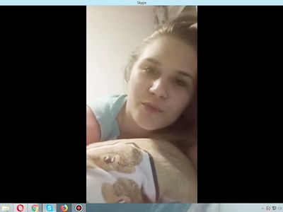 Парень через Скайп проводит порно кастинг с русской девушкой ч1